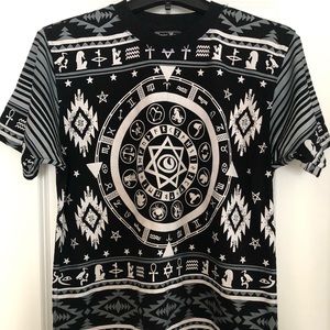 Bare Fox Men’s T-shirt